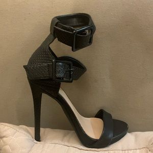 Black heels new